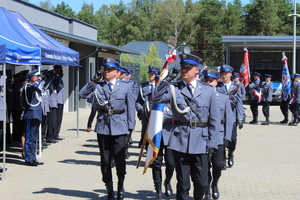 poczty flagowe jednostek uczestniczących w uroczystości