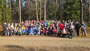 Zdjęcie grupowe po biegu.