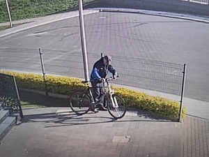 Wizerunek sprawcy kradzieży.